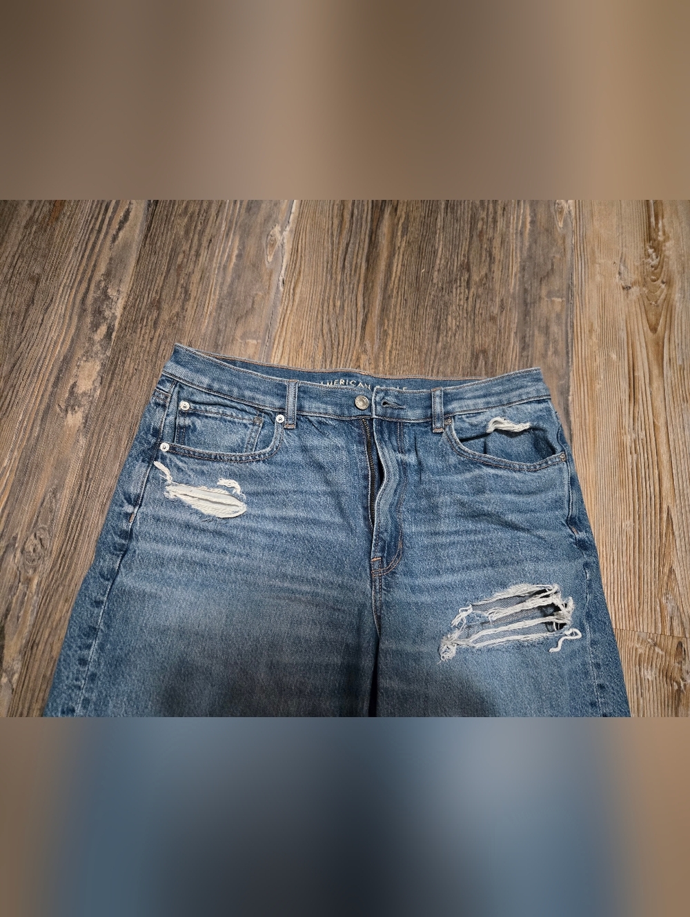 American Eagle Outfitters Distressed Blue Ripped Jeans - Picture 5 of 16